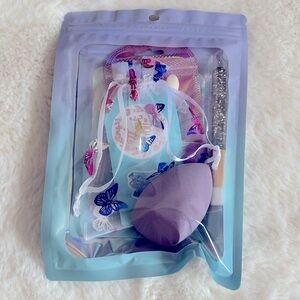 Colorful beauty accessories kit- small